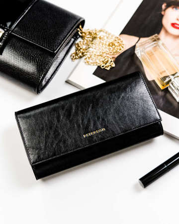 Elegantní dámská kožená peněženka na karty s ochranou RFID - Peterson - černá