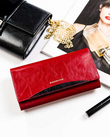Elegantní dámská kožená peněženka na karty s ochranou RFID - Peterson - červená