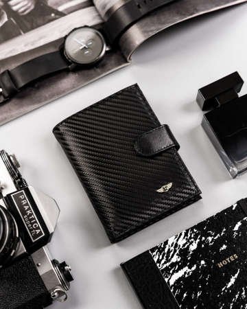 Pánská kožená peněženka na karty cARBON - Peterson - černá